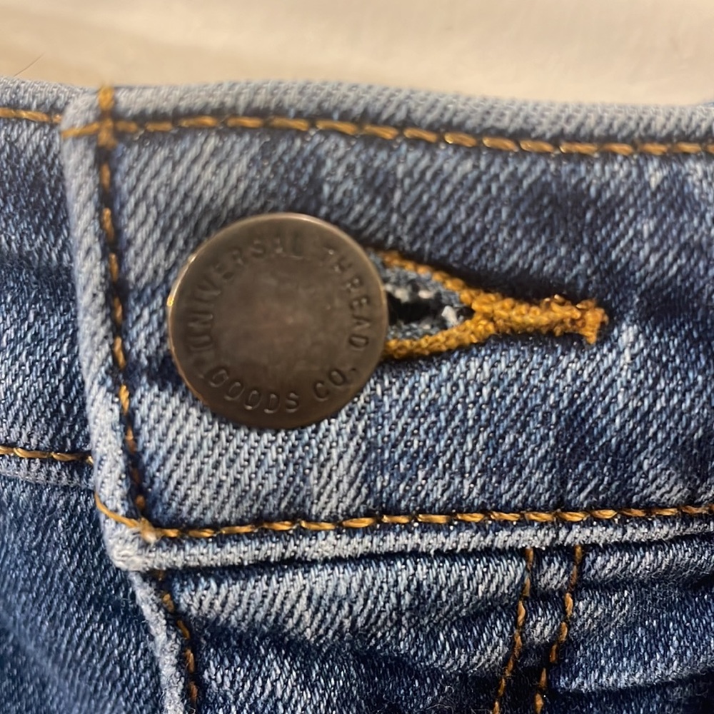 Universal Thread High Rise Skinny Jean - Picture 5 of 12